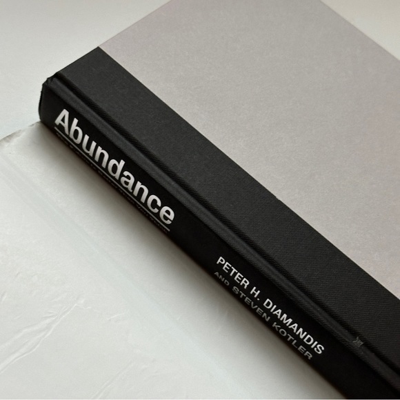 Abundance by Peter Diamandis & Steven Kotler | Non-fiction, Tech |Hardcover Book - Picture 8 of 11